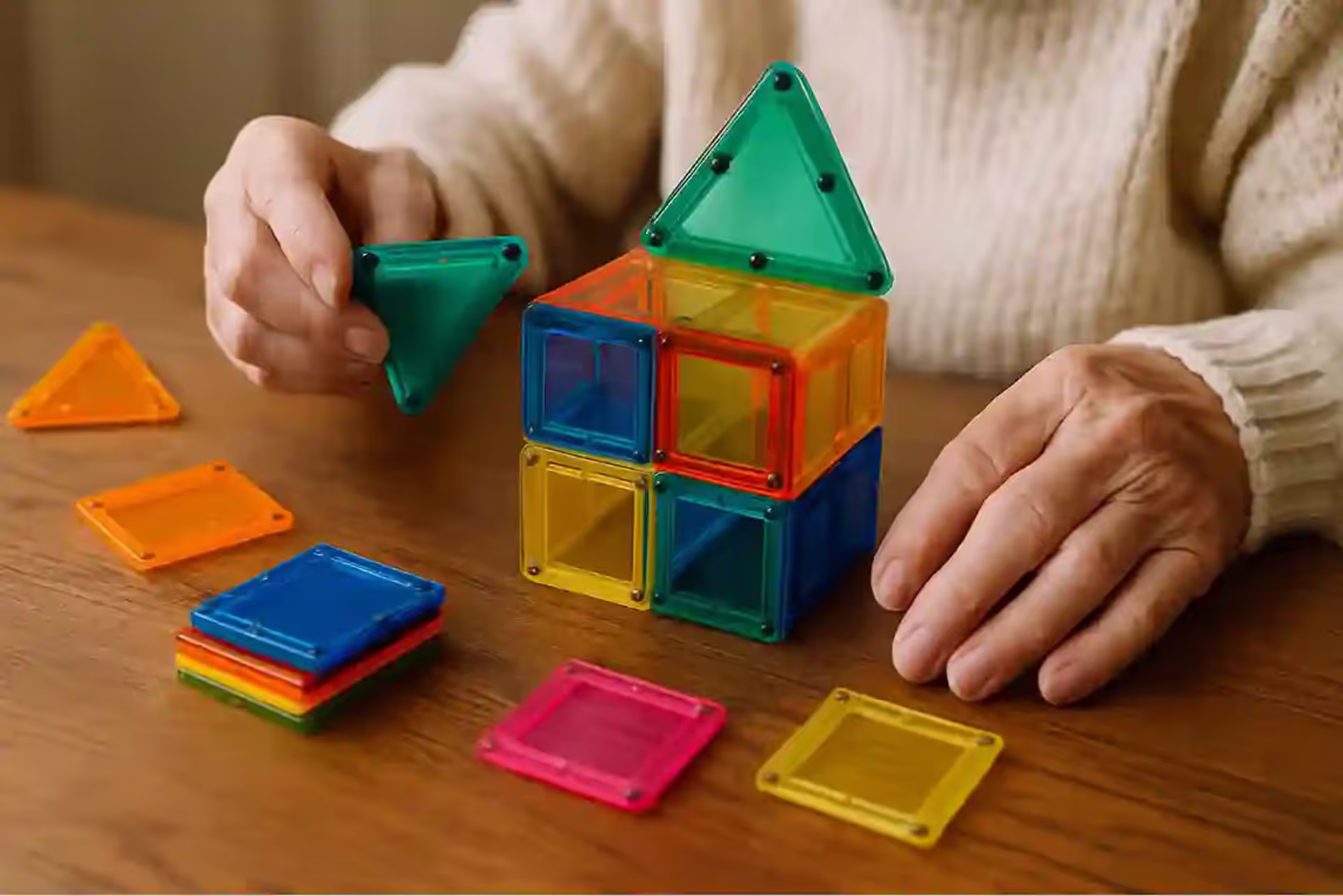 Grandparent-Friendly Magnetic Sets: Easy Grip Options for Arthritis